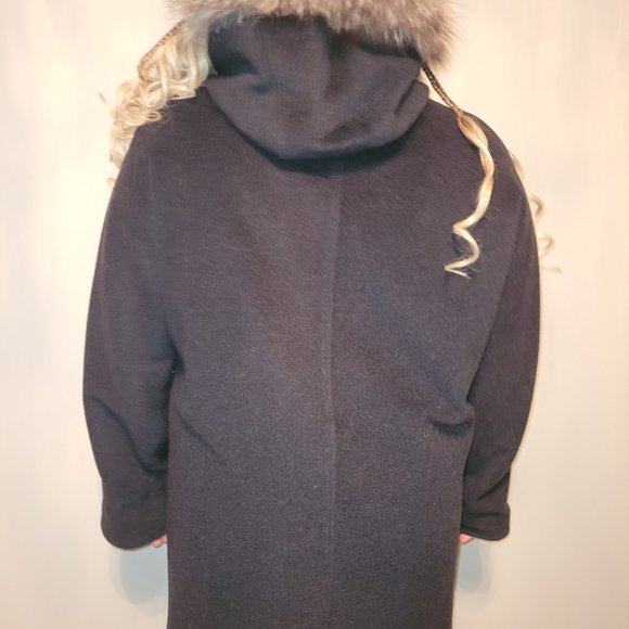 Mallia Wool and Cashmere Designer Coat - Picture 4 of 11